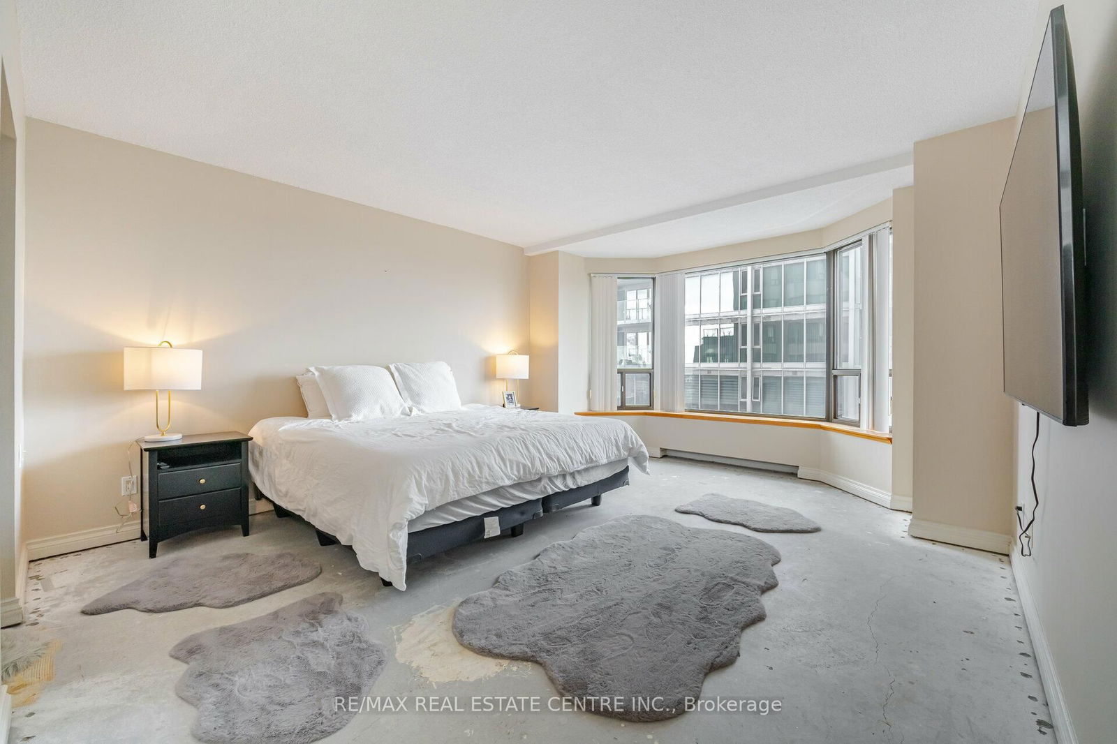 175 Cumberland St, unit 2201 for sale