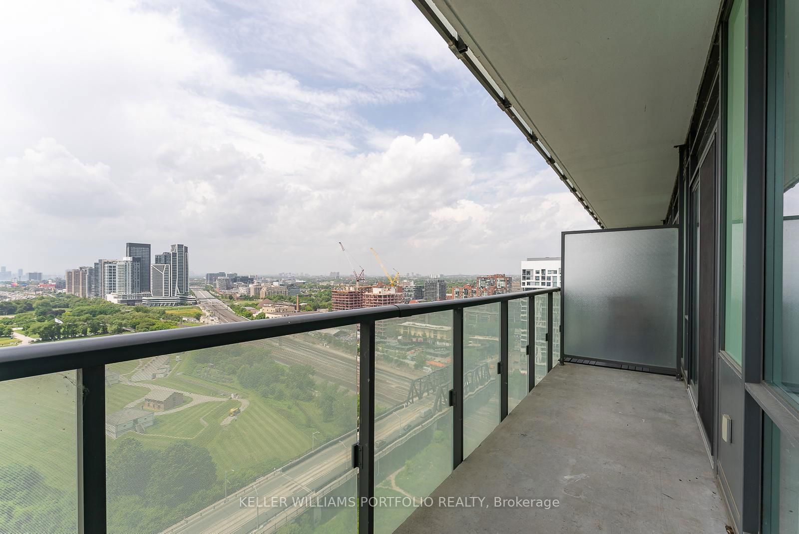 170 Fort York Blvd, unit 2012 for sale