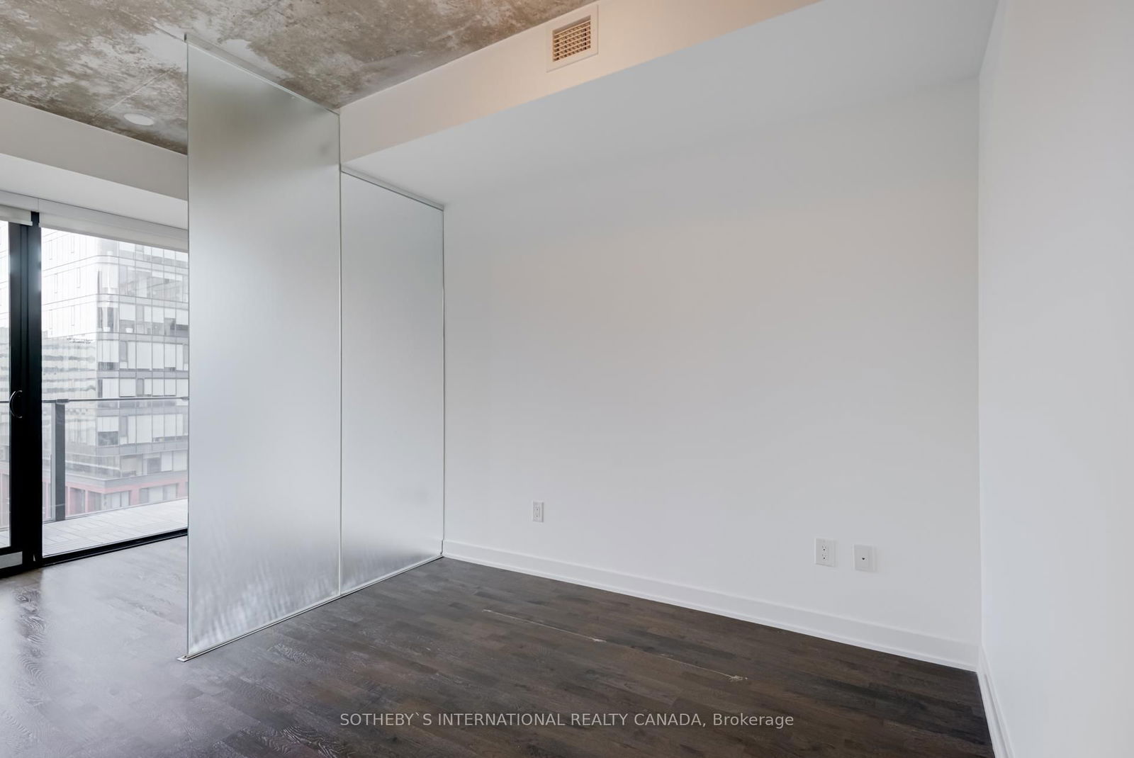 629 King St W, unit 1028 for rent