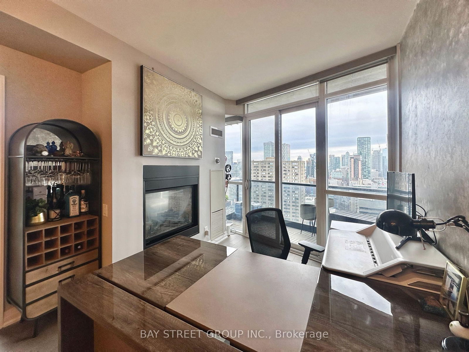 25 Carlton St, unit 3101 for sale