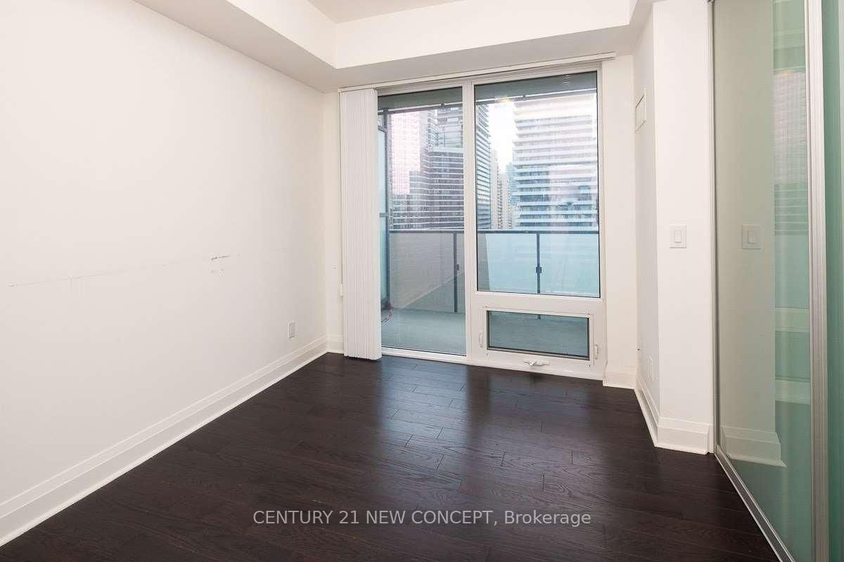 1080 Bay St, unit 2403 for rent