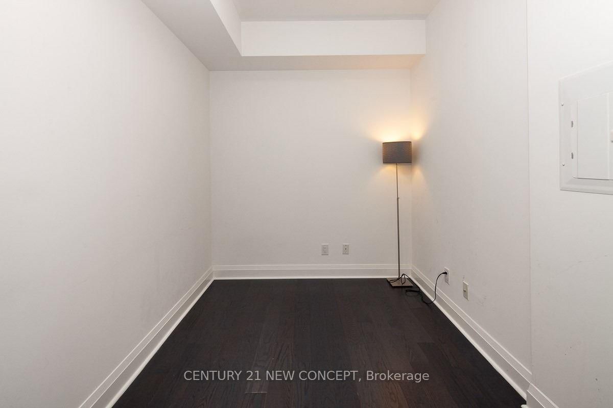 1080 Bay St, unit 2403 for rent