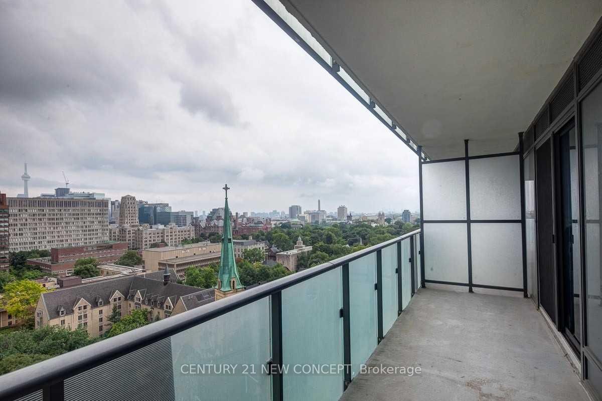 1080 Bay St, unit 2403 for rent