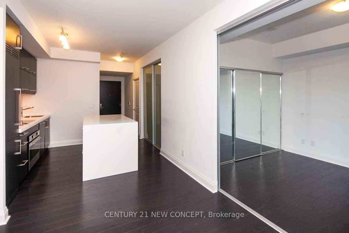 1080 Bay St, unit 2403 for rent