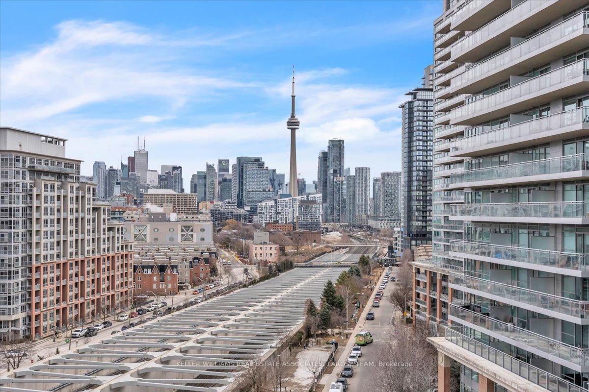 125 Western Battery Rd, unit 1102 for sale