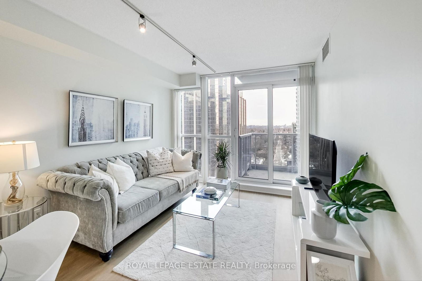 4968 Yonge St, unit 2206 for sale