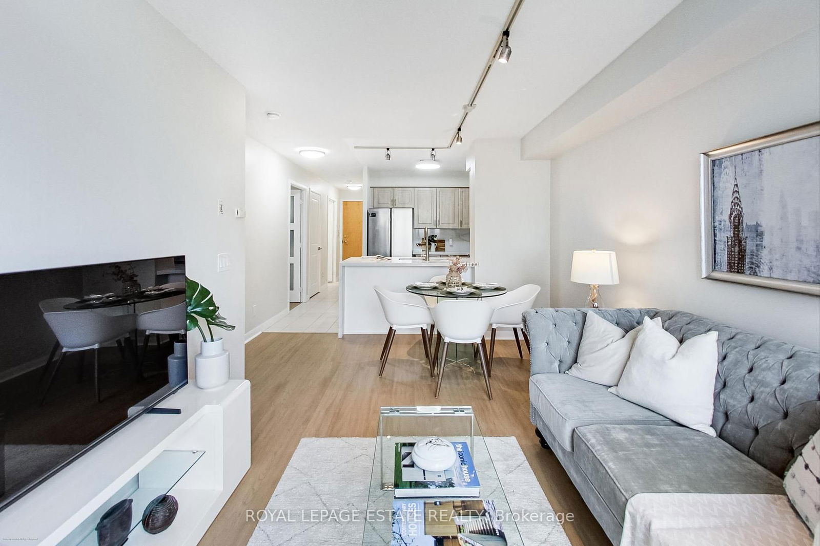 4968 Yonge St, unit 2206 for sale