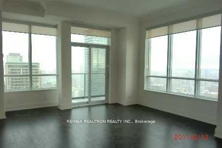 21 Balmuto St, unit 3202 for rent