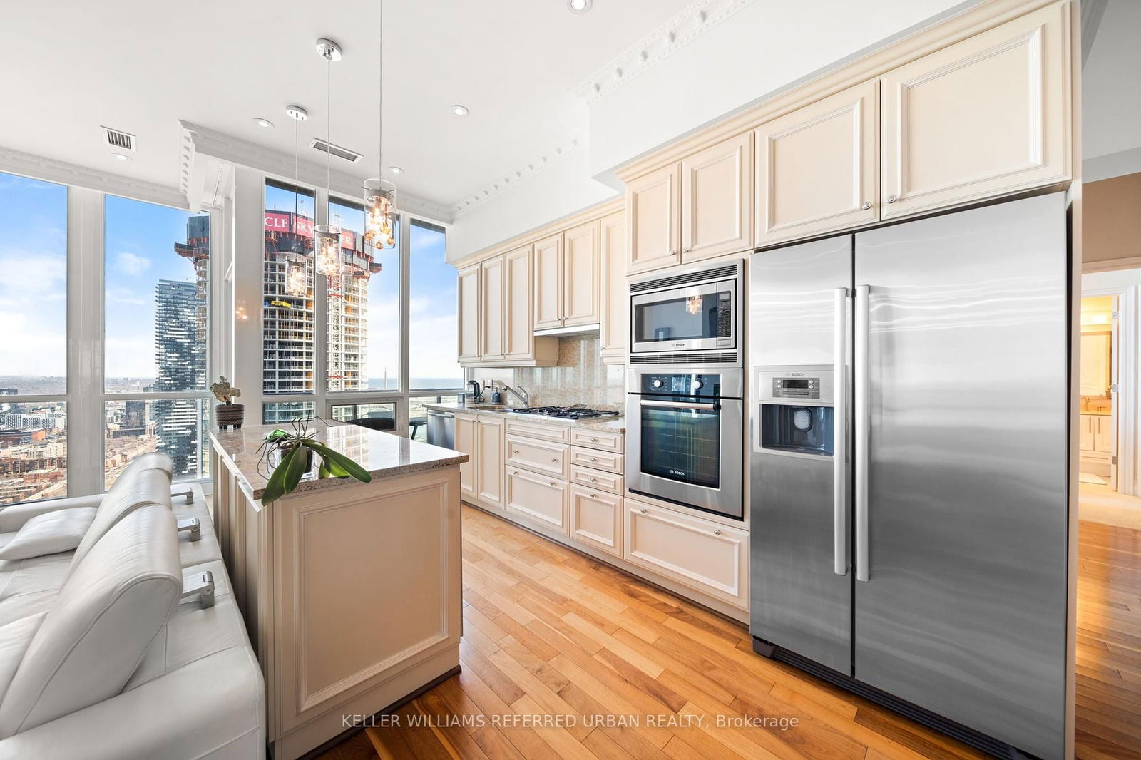 16 Harbour St, unit 5304 for sale