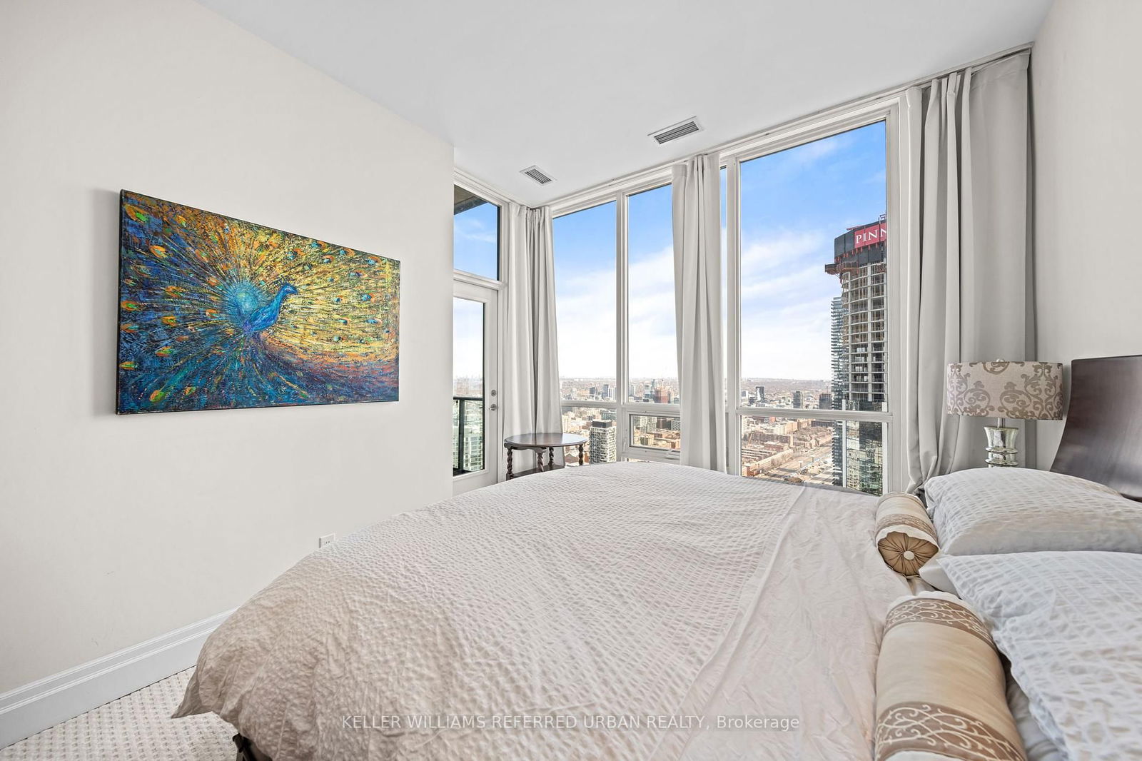 16 Harbour St, unit 5304 for sale