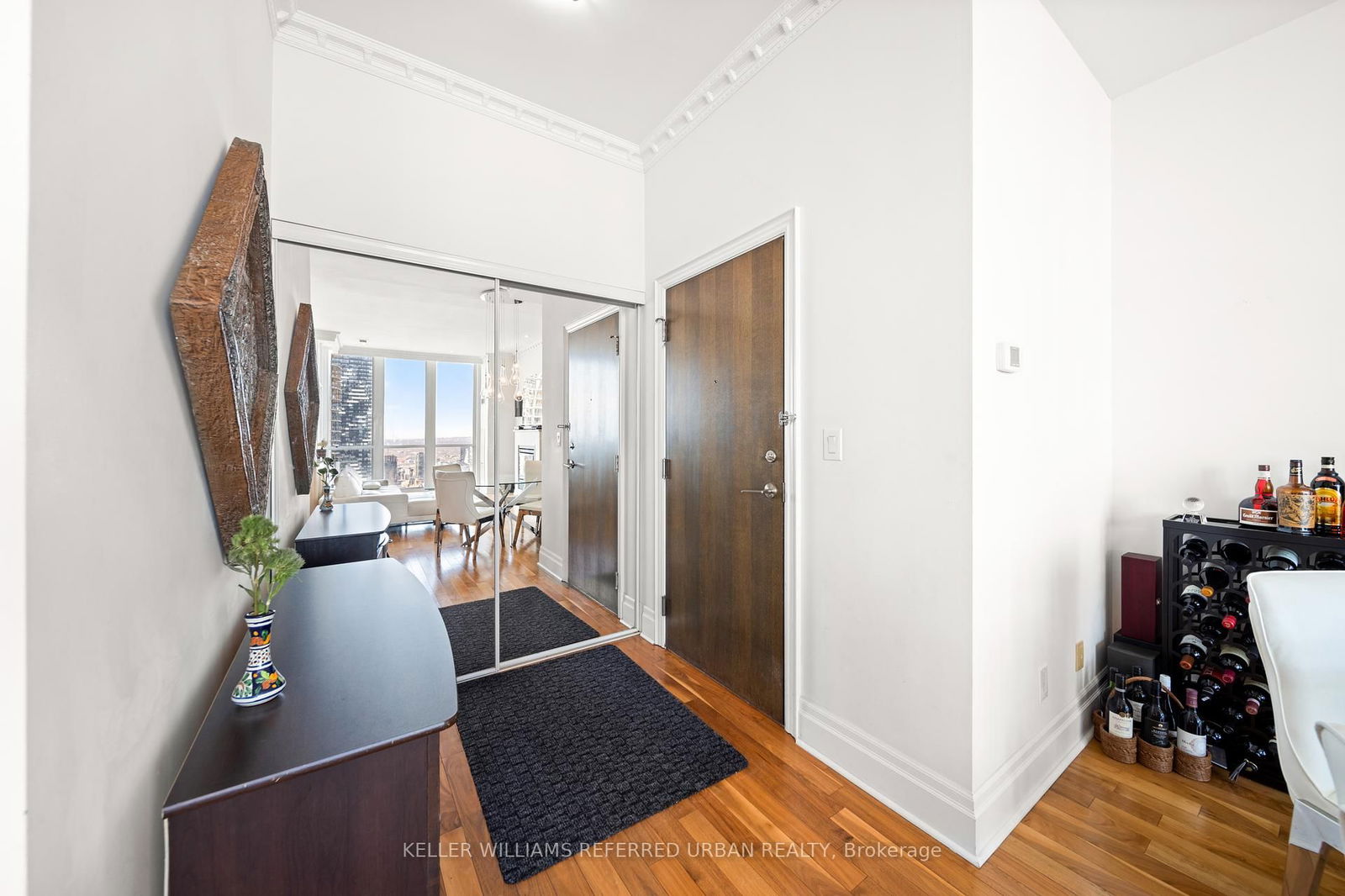 16 Harbour St, unit 5304 for sale