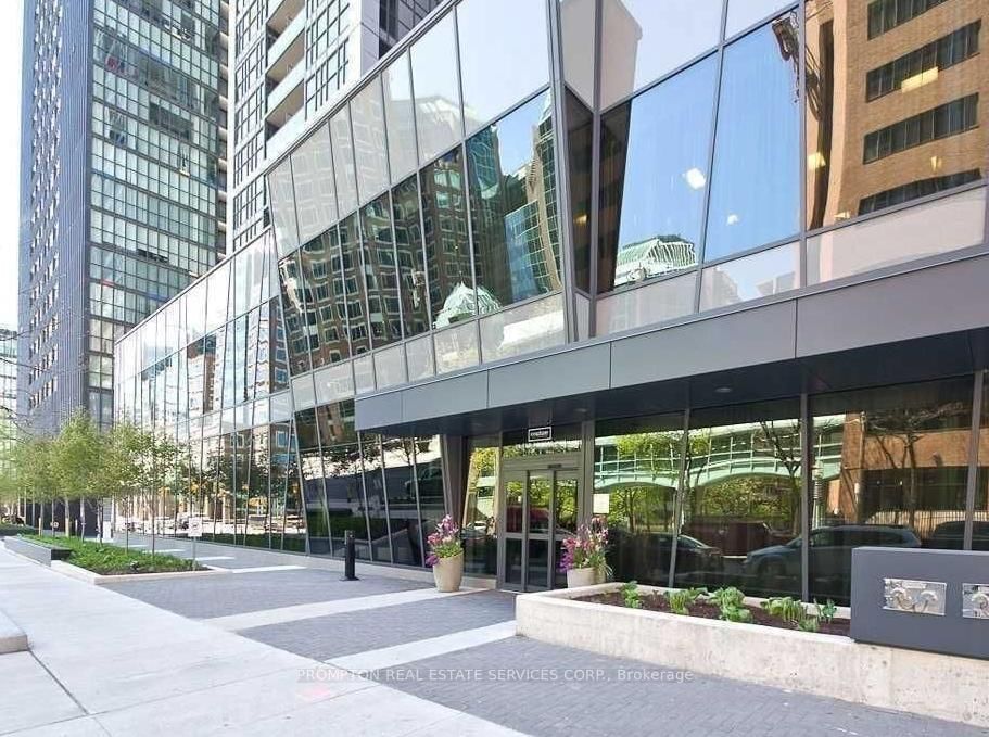 28 Ted Rogers Way, unit 3202 for rent