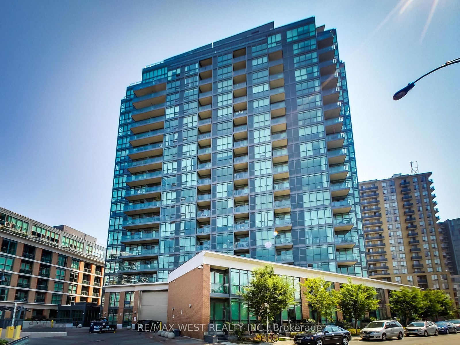 1171 Queen St W, unit 1801 for rent