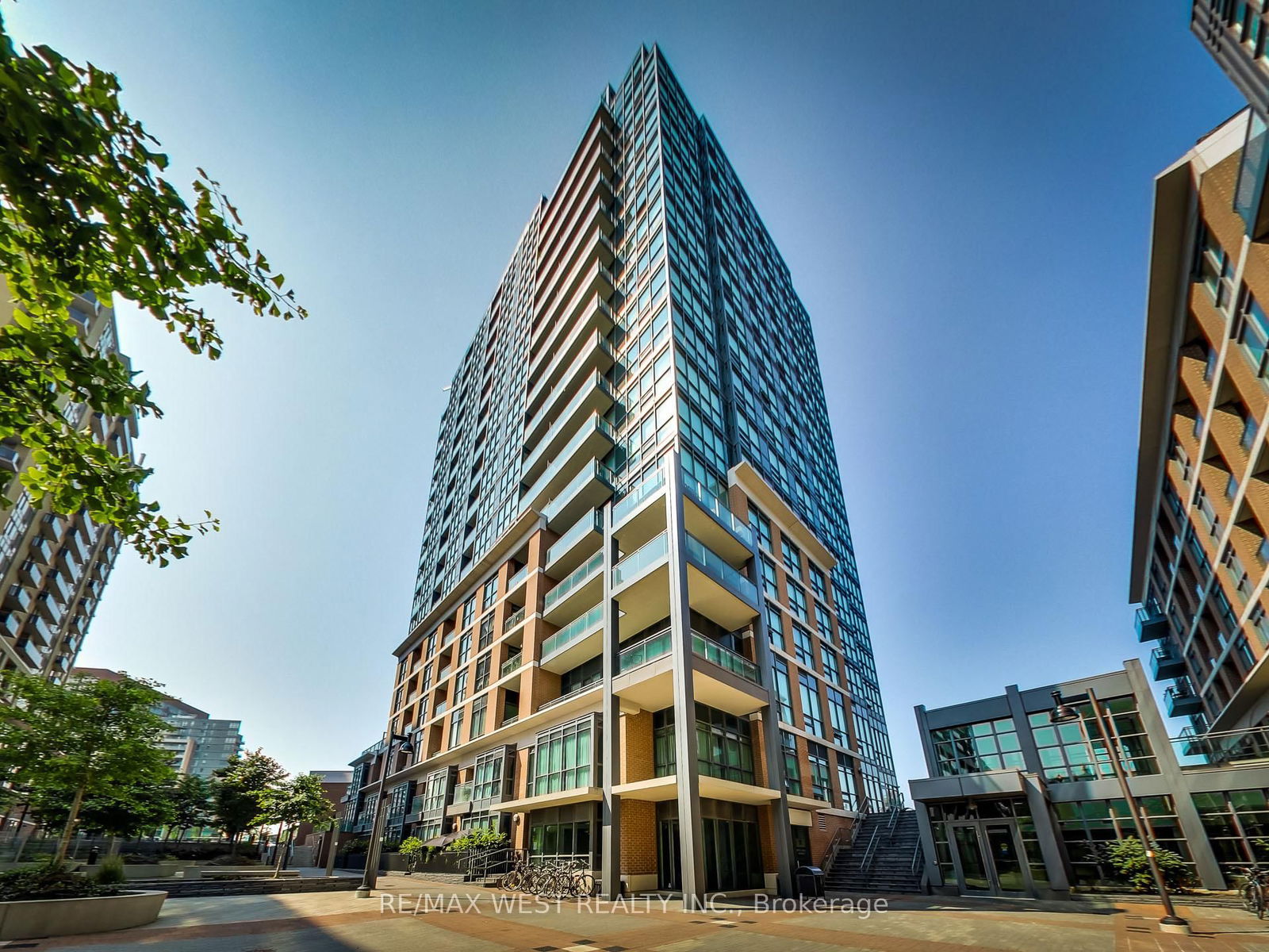 1171 Queen St W, unit 1801 for rent