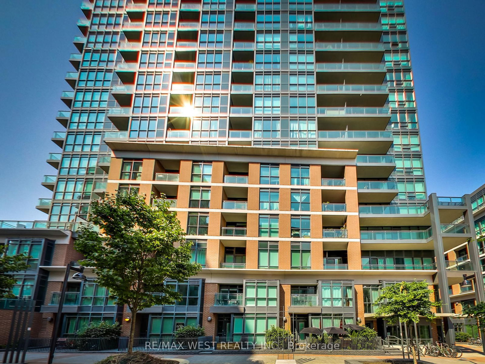 1171 Queen St W, unit 1801 for rent