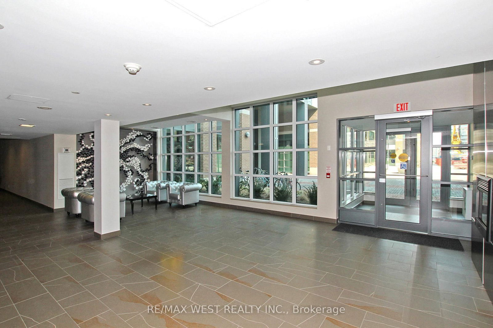 1171 Queen St W, unit 1801 for rent