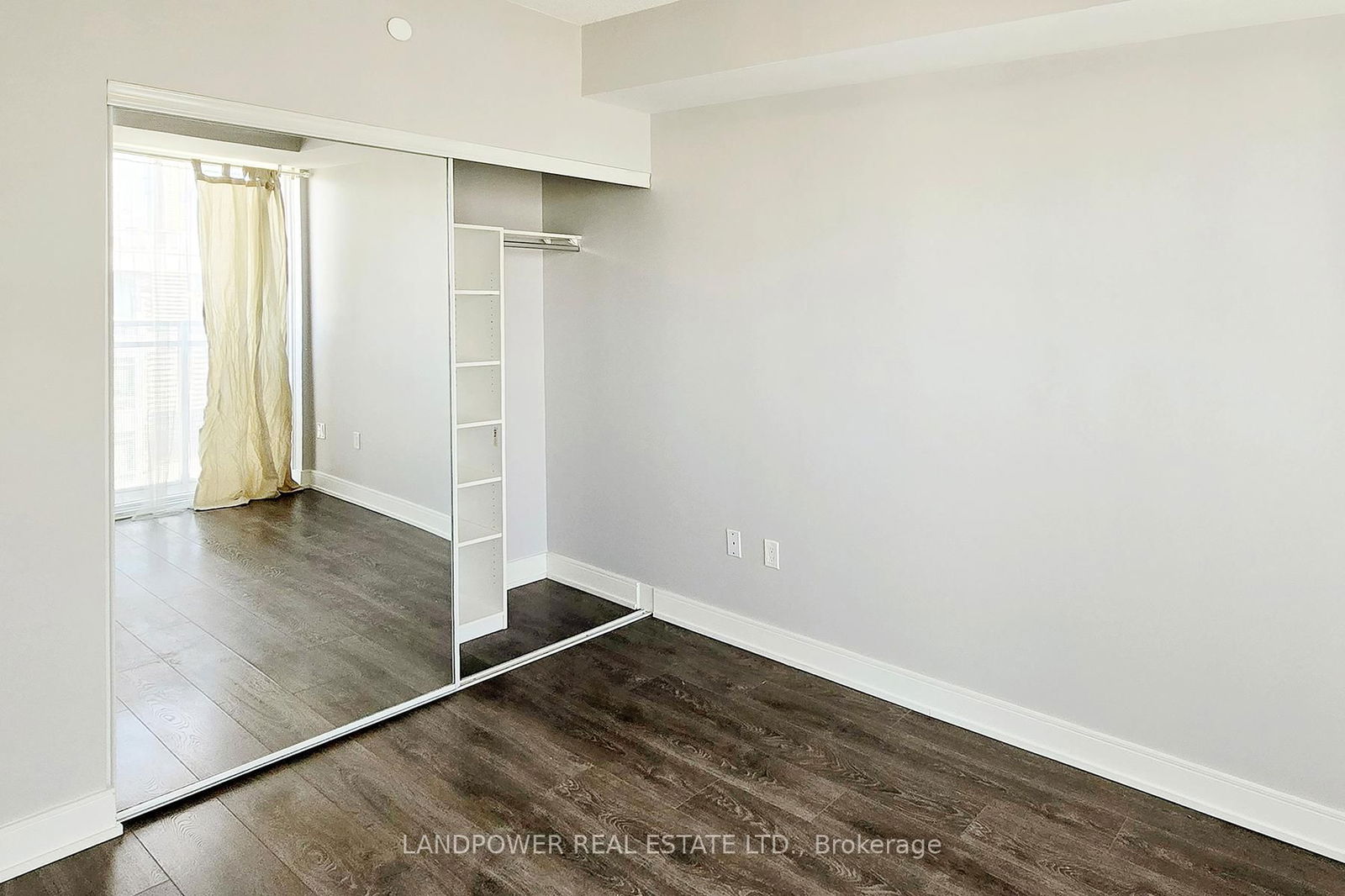 89 McGill St, unit 3103 for rent