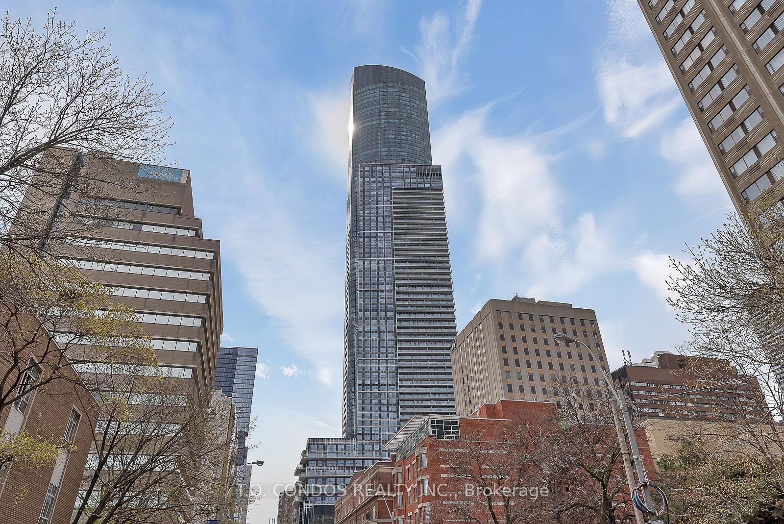 386 Yonge St, unit 3808 for sale