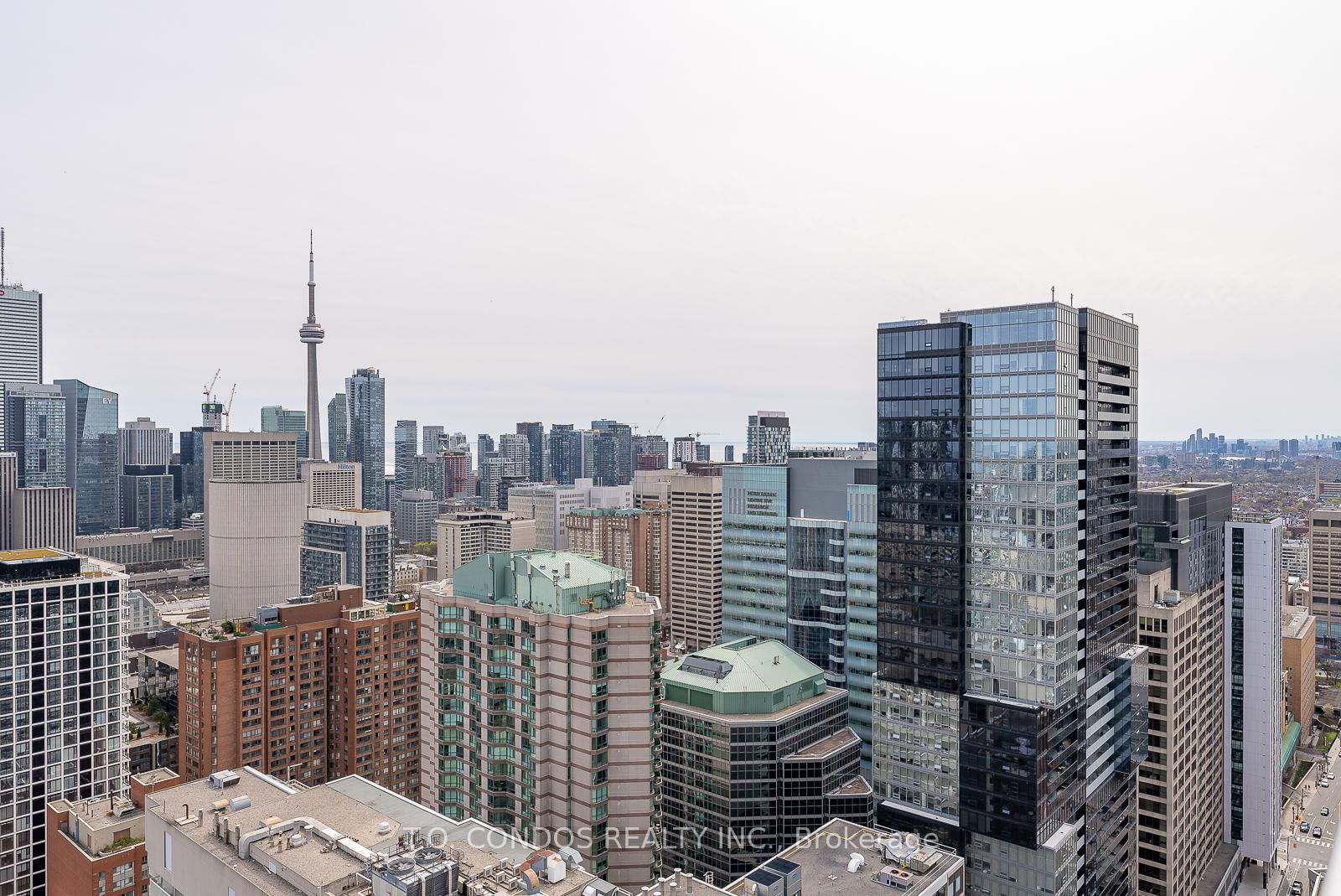 386 Yonge St, unit 3808 for sale