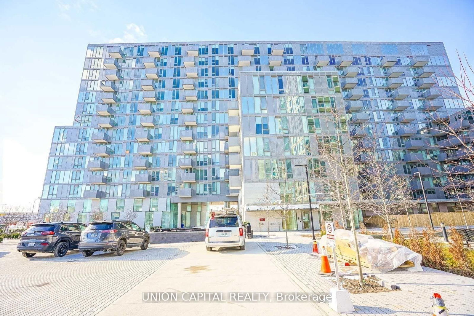 38 Monte Kwinter Crt, unit 1014 for rent