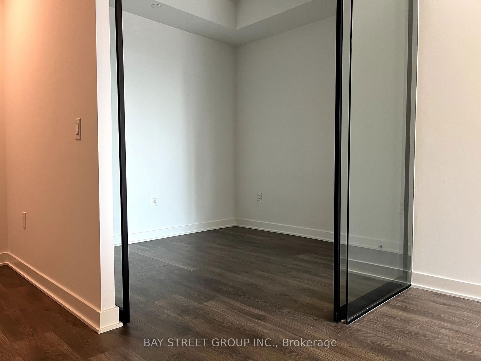 55 Charles St E, unit 1904 for rent