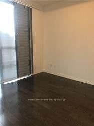 460 Adelaide St E, unit 907 for rent