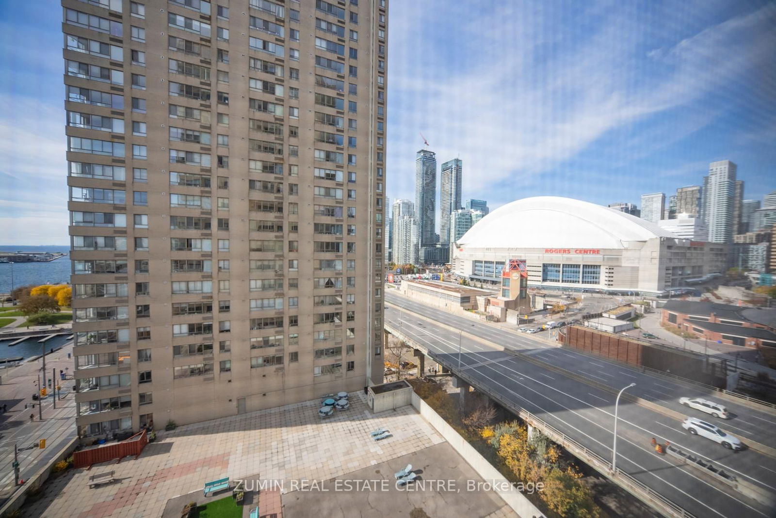 260 Queens Quay W, unit 1304 for sale