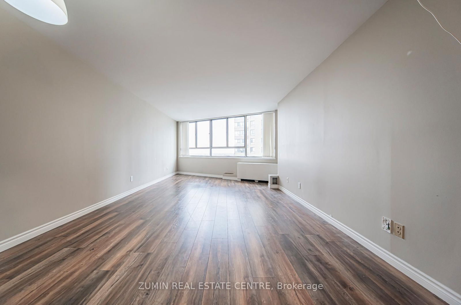 260 Queens Quay W, unit 1304 for sale