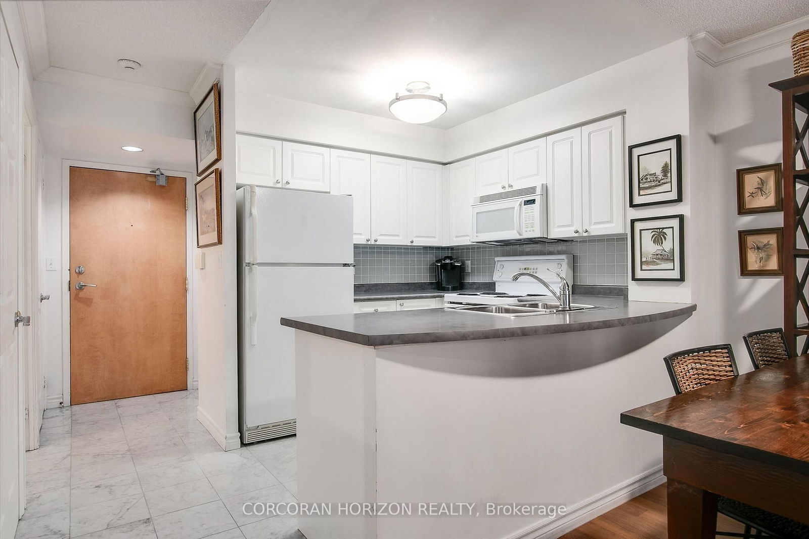 30 Hayden St, unit 305 for sale