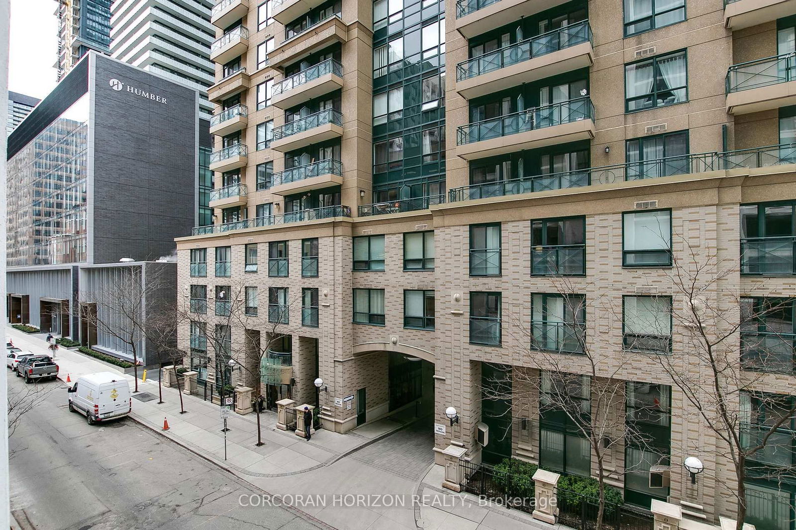 30 Hayden St, unit 305 for sale