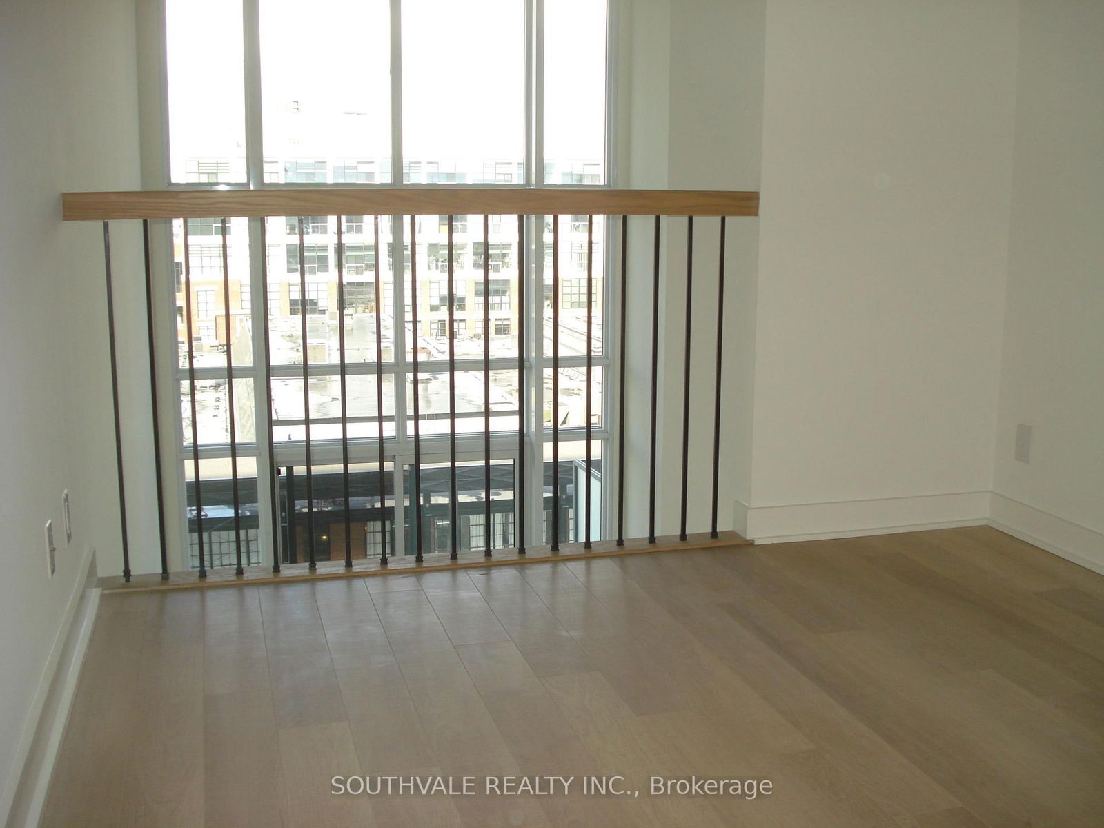 5 Hanna Ave, unit 624 for rent