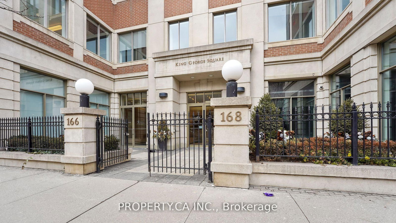 168 King St E, unit 1212 for sale