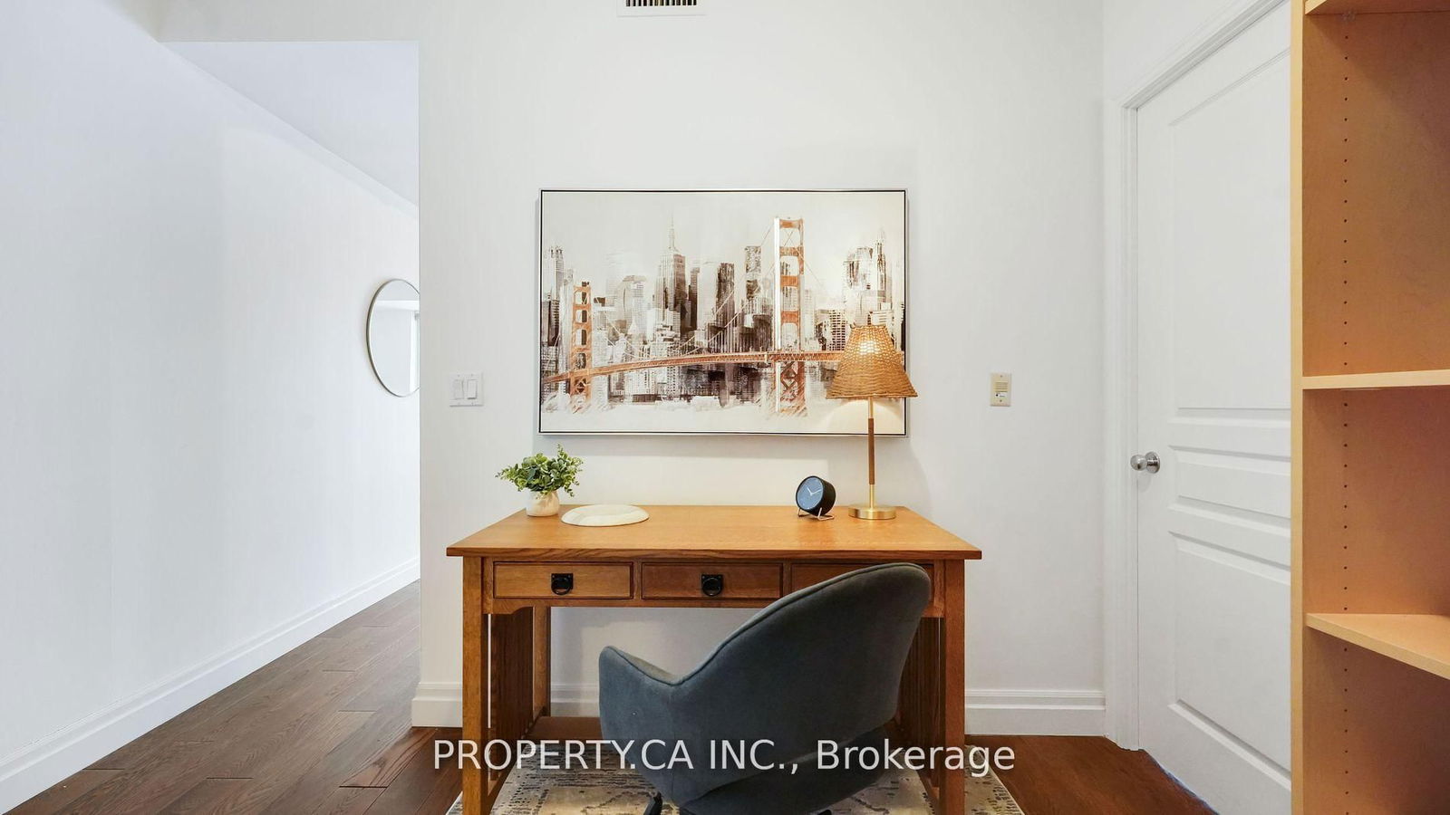 168 King St E, unit 1212 for sale