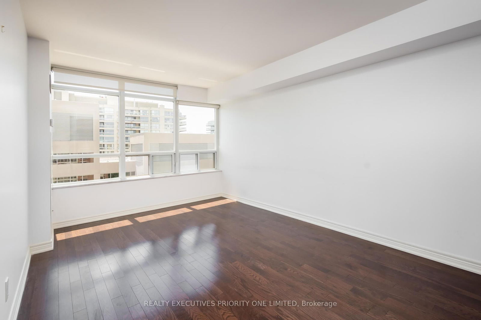 60 St Clair Ave W, unit 1306 for rent