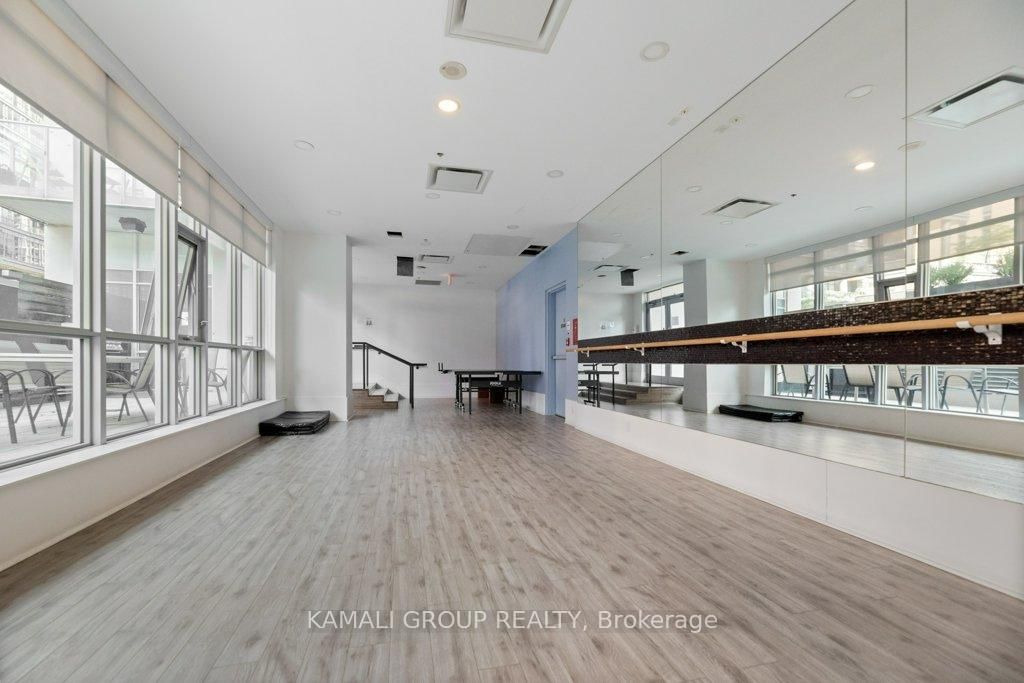 375 King St W, unit 2206 for rent