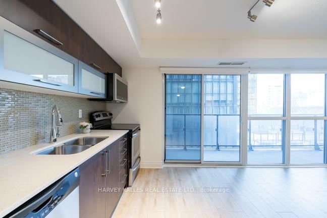 28 Ted Rogers Way, unit 403 for sale