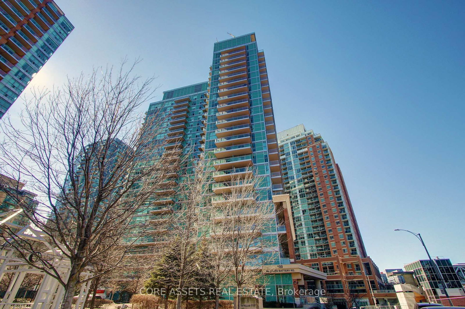 100 Western Battery Rd, unit 912 for rent