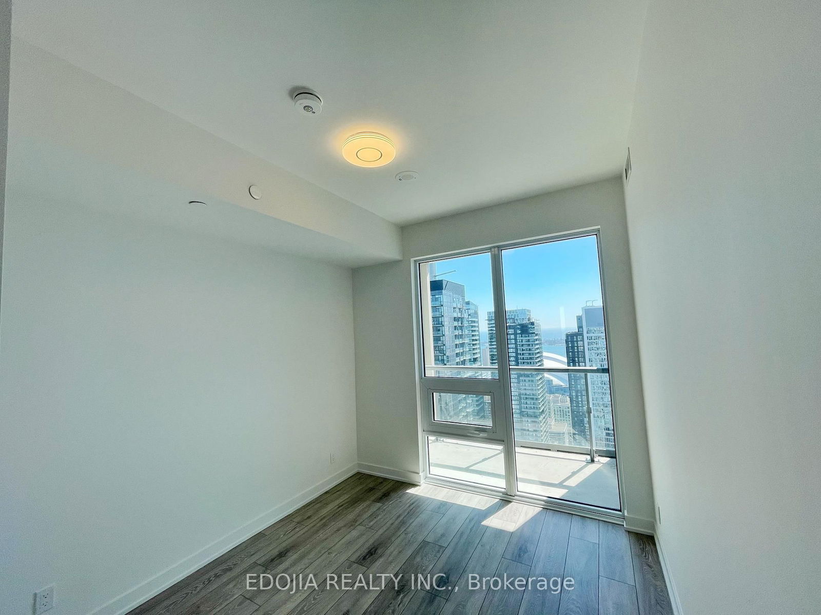 108 Peter St, unit 4907 for rent