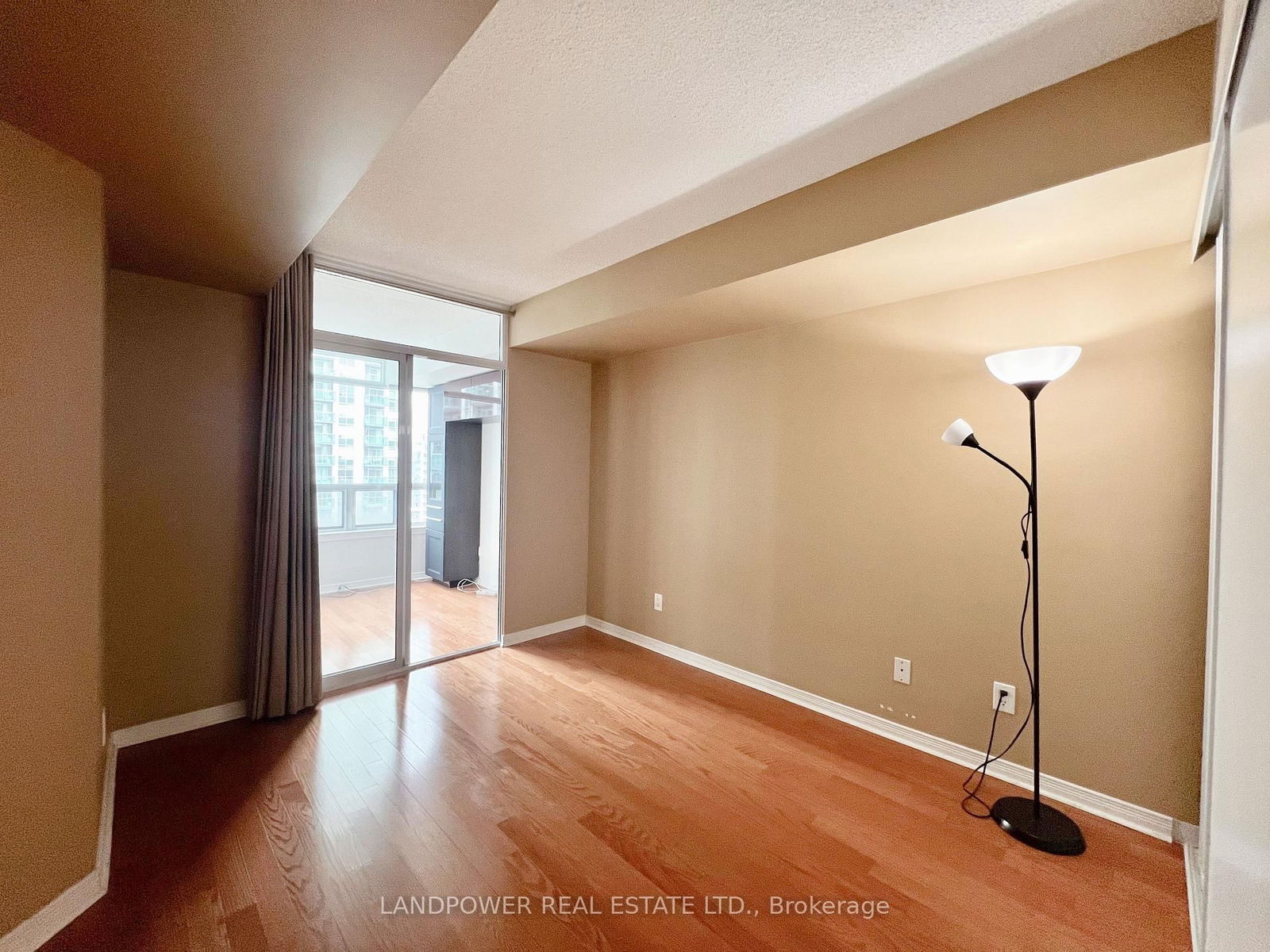 28 Harrison Garden Blvd, unit 1110 for rent