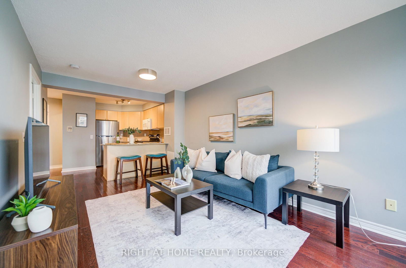 763 Bay St, unit 2013 for sale