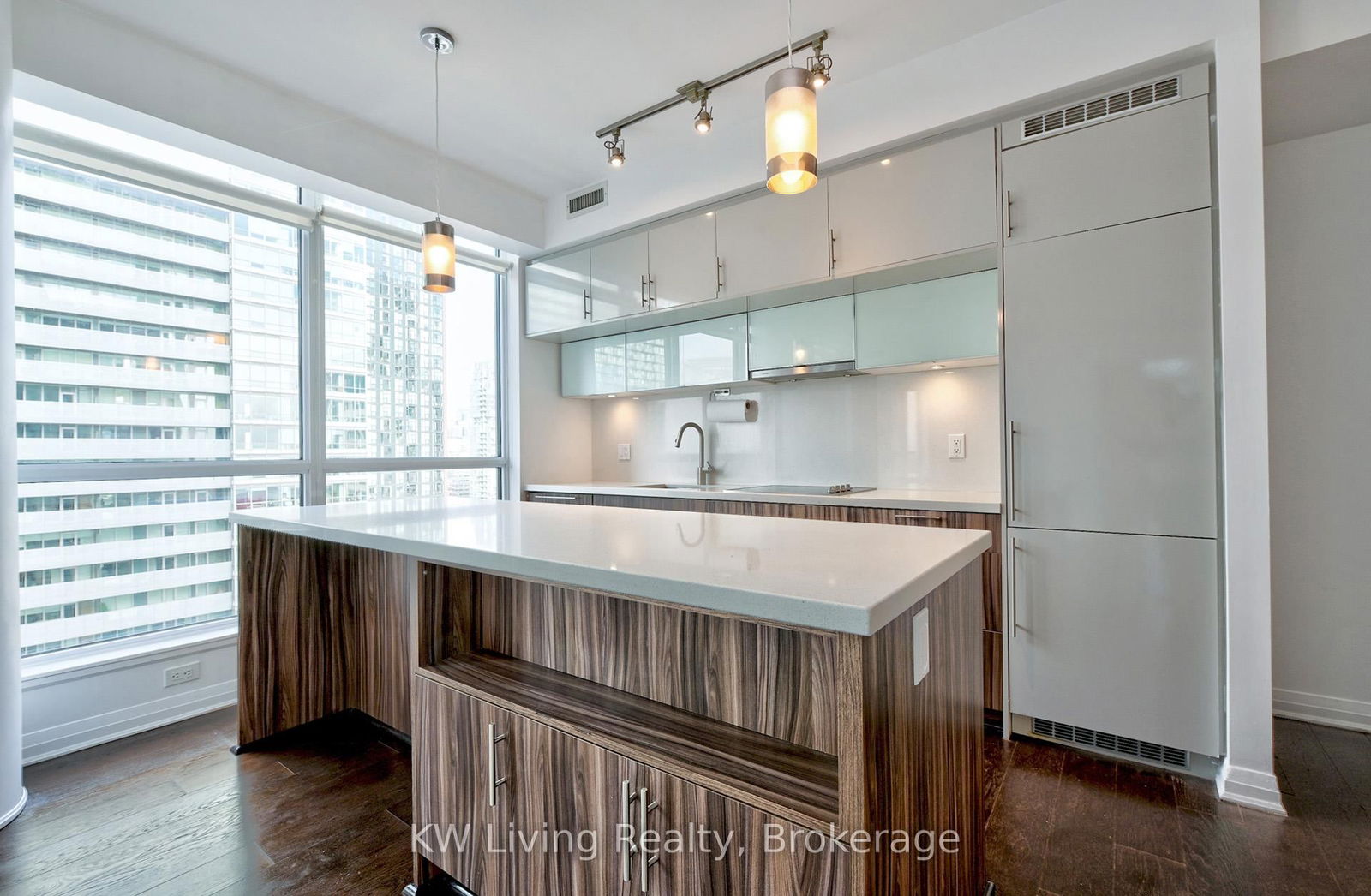 8 Mercer St, unit 2811 for sale