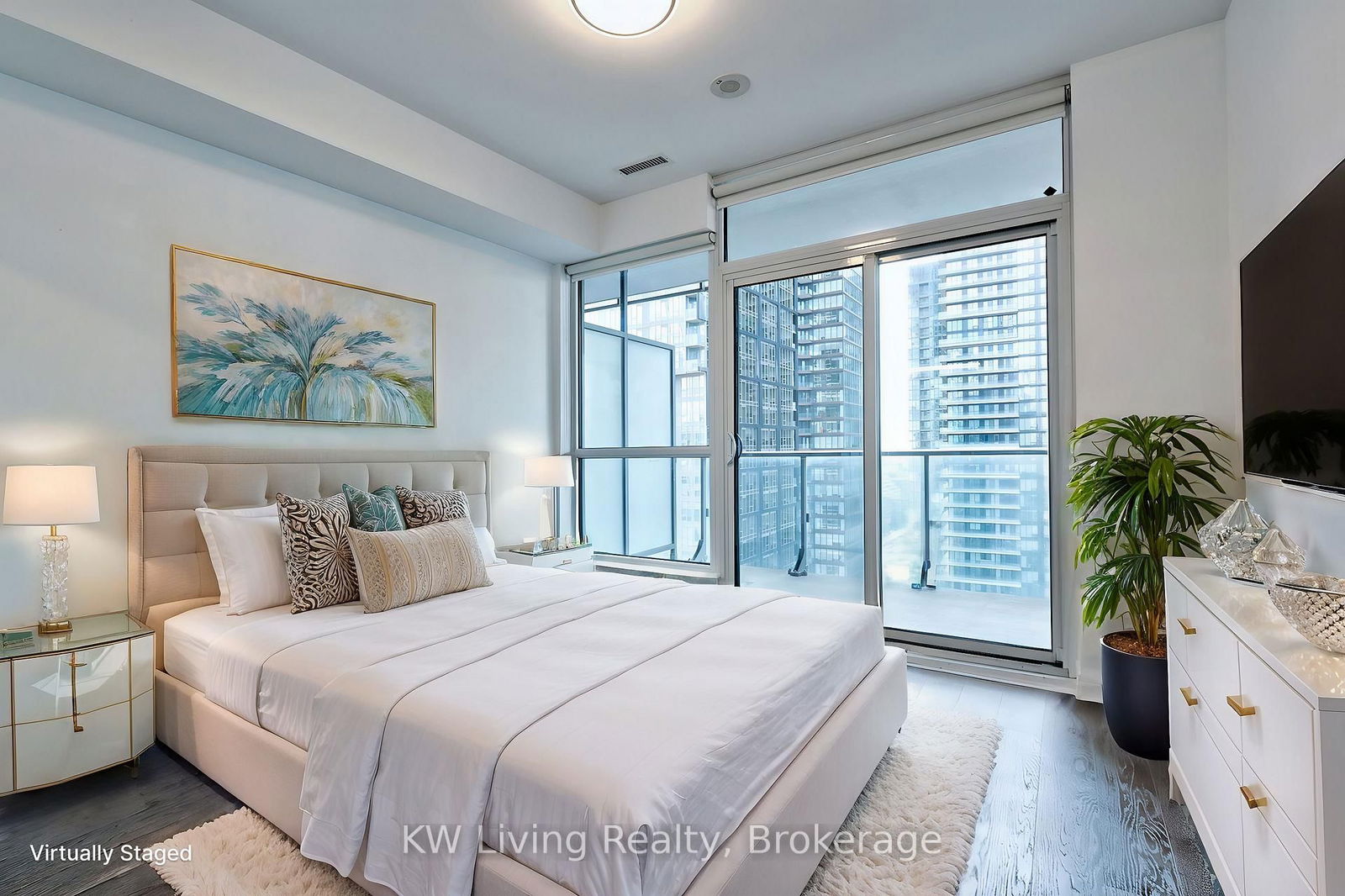 8 Mercer St, unit 2811 for sale