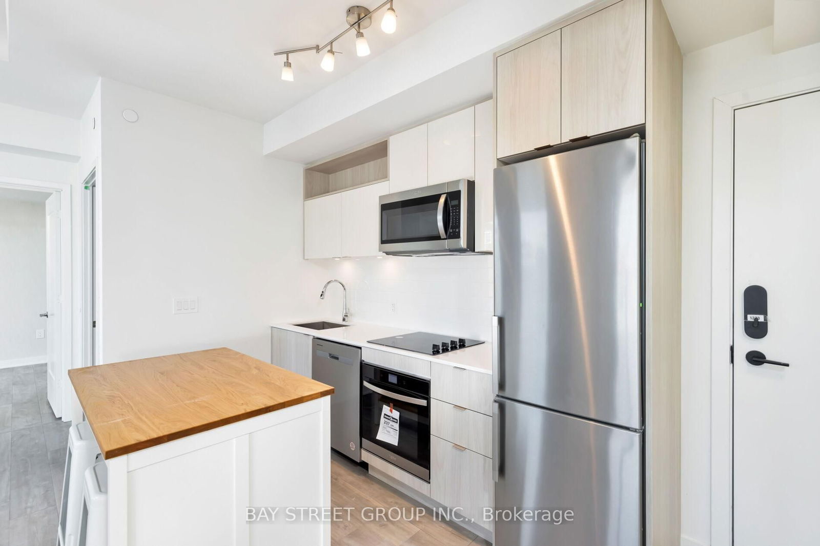 135 Lower Sherbourne St, unit 1273 for rent