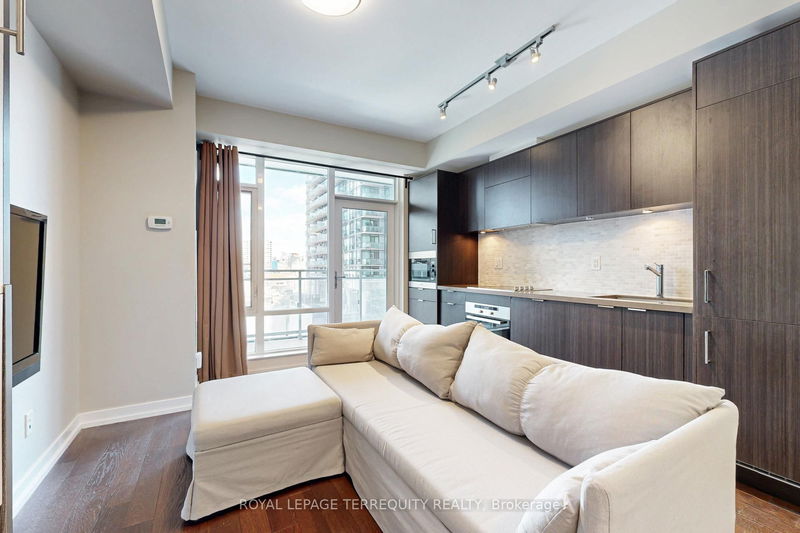 21 Widmer St, unit 1003 for sale