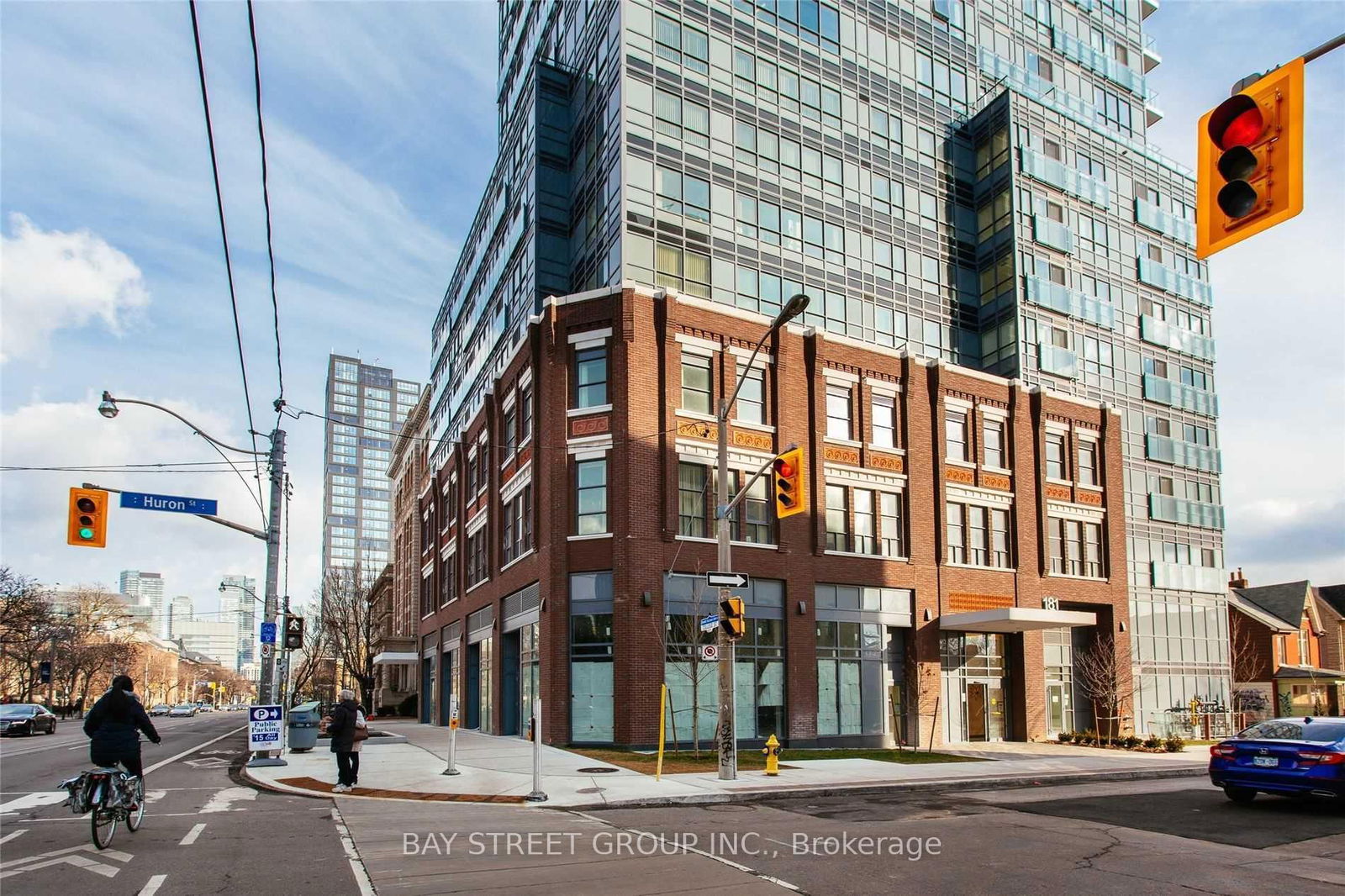 181 Huron St, unit 1602 for rent