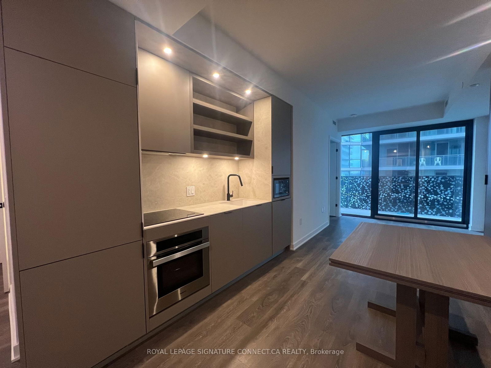 55 Charles St E, unit 2807 for rent