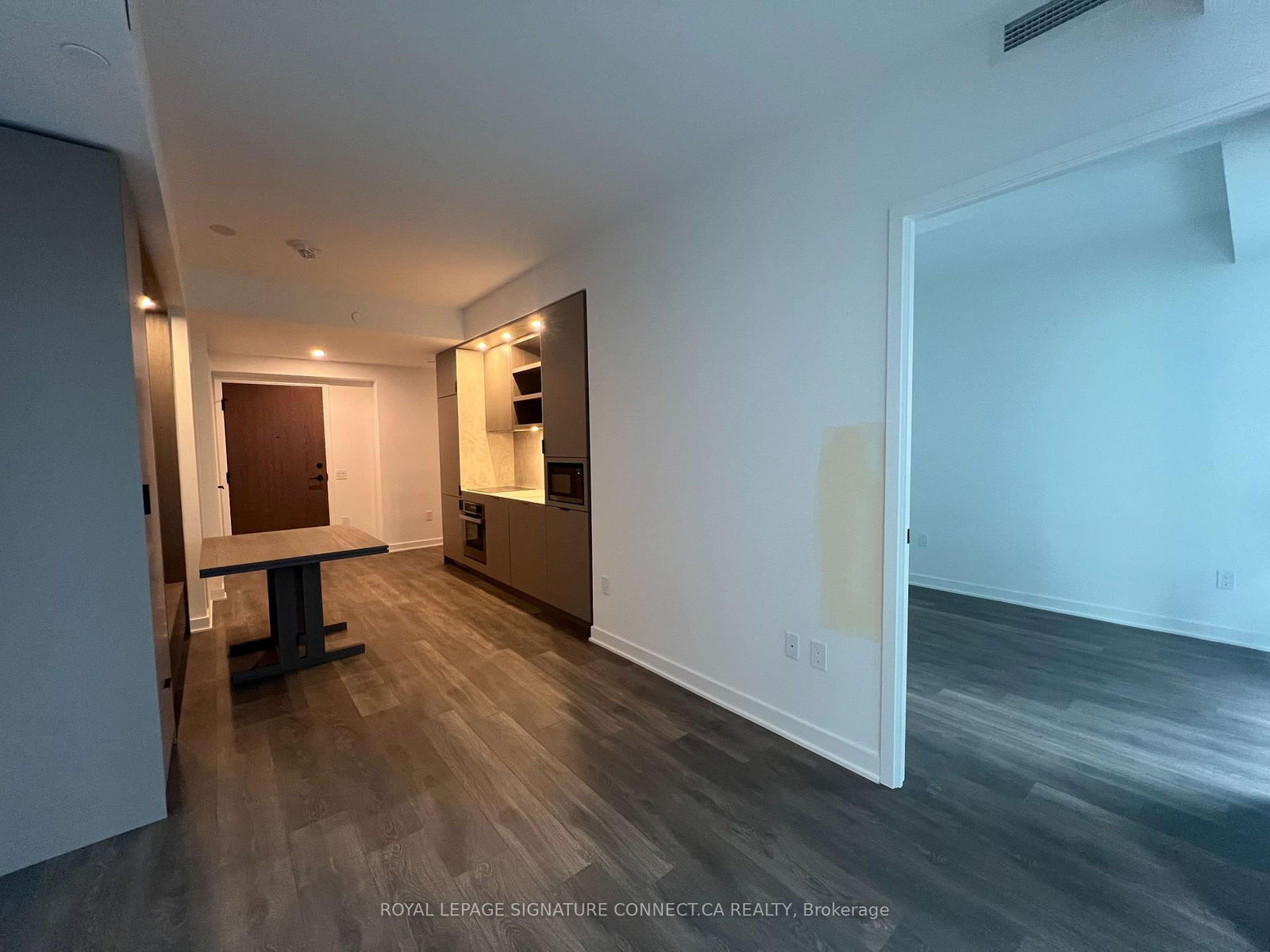 55 Charles St E, unit 4006 for rent