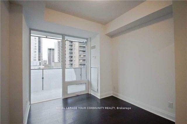 65 St Mary St, unit 1407 for rent