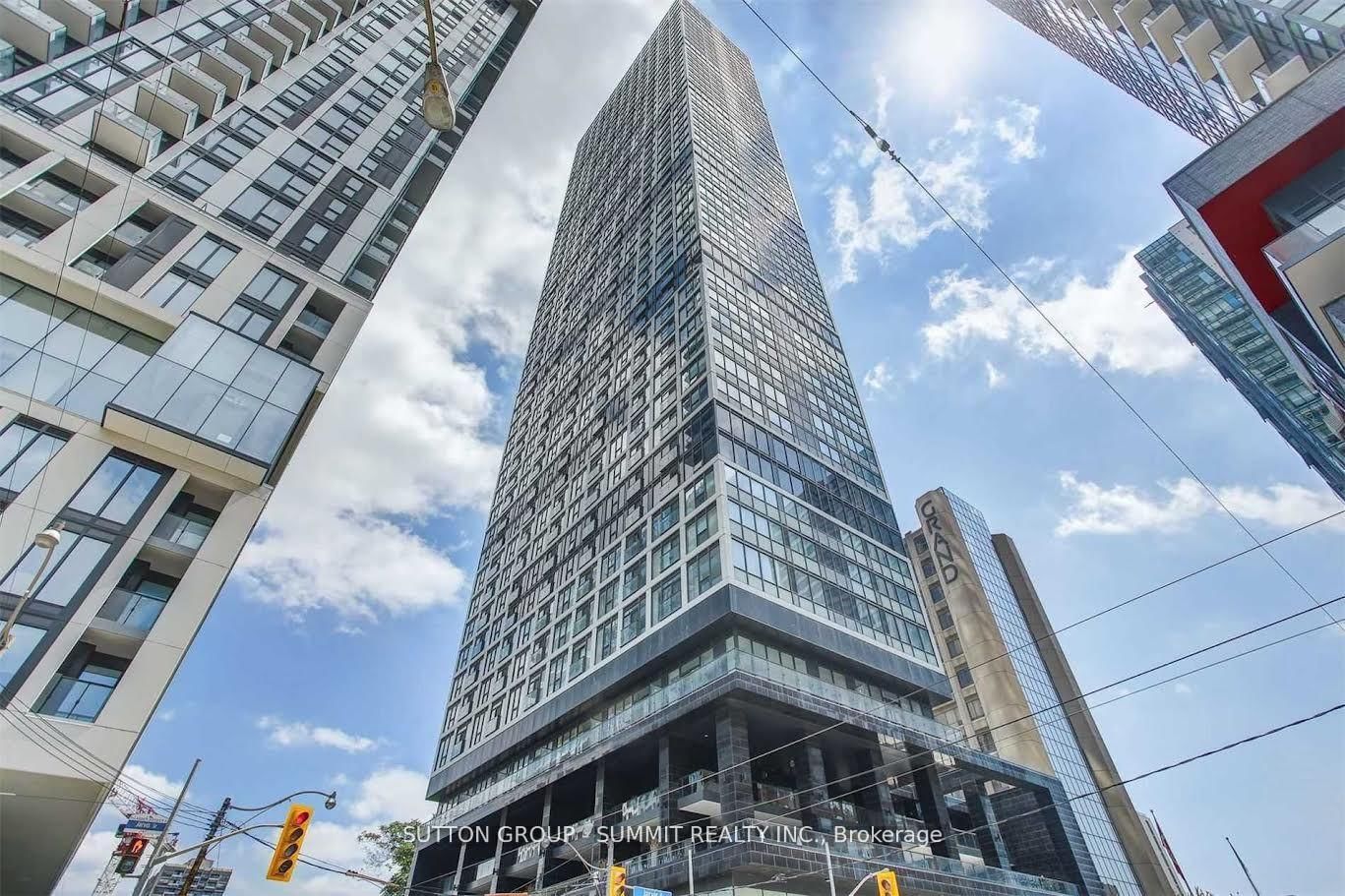 181 Dundas St E, unit 3705 for rent