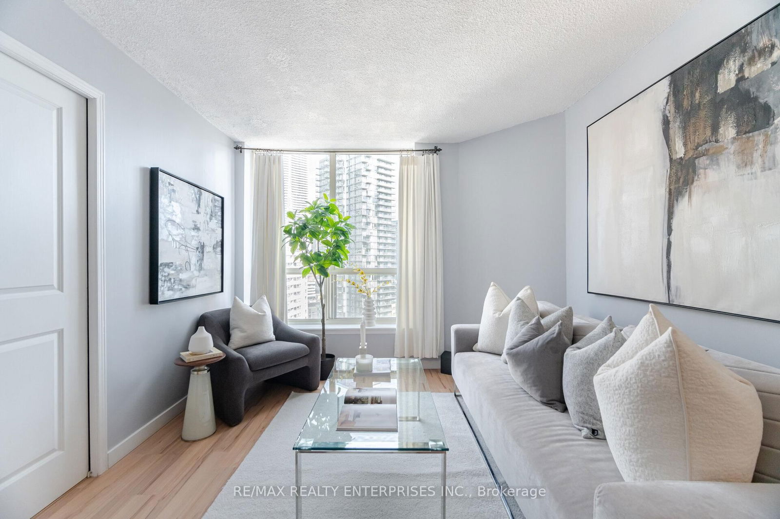 44 St. Joseph St, unit 2205 for sale